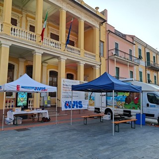 "Tuffati a donare", successo a Borghetto Santo Spirito: raccolte 10 sacche di sangue e 11 nuovi aspiranti donatori "Tuffati a donare", successo a Borghetto Santo Spirito: raccolte 10 sacche di sangue e 11 nuovi aspiranti donatori