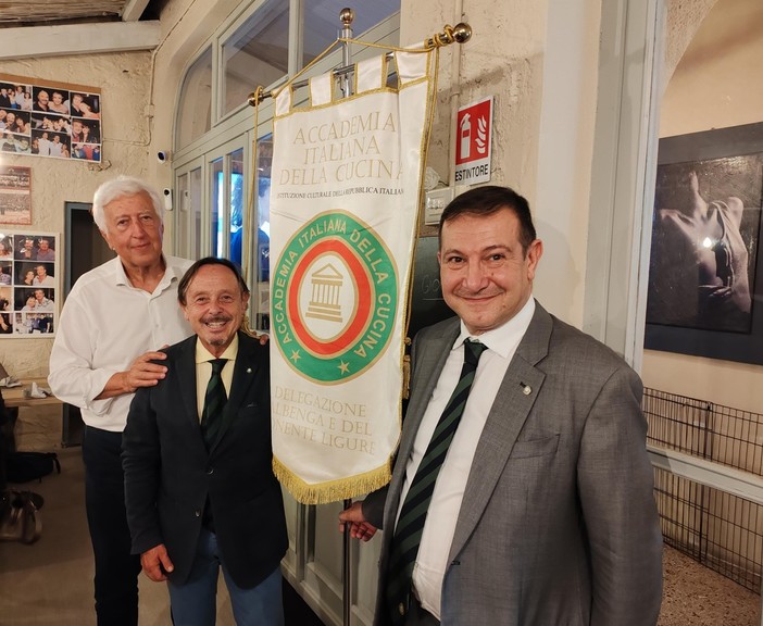 Accademia Italiana della Cucina: una serata per riscoprire profumi e colori della tradizione verezzina Accademia Italiana della Cucina: una serata per riscoprire profumi e colori della tradizione verezzina