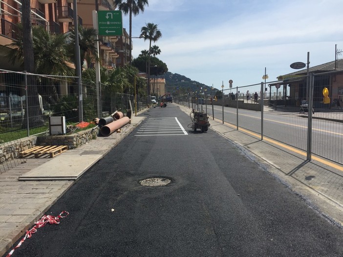 Andora: terminata la posa della nuova condotta fognaria sulla via Aurelia Andora: terminata la posa della nuova condotta fognaria sulla via Aurelia