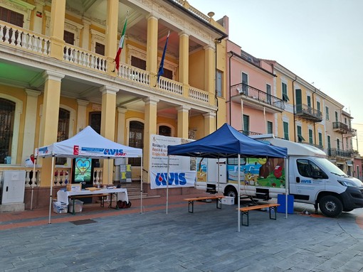 "Tuffati a donare", successo a Borghetto Santo Spirito: raccolte 10 sacche di sangue e 11 nuovi aspiranti donatori "Tuffati a donare", successo a Borghetto Santo Spirito: raccolte 10 sacche di sangue e 11 nuovi aspiranti donatori