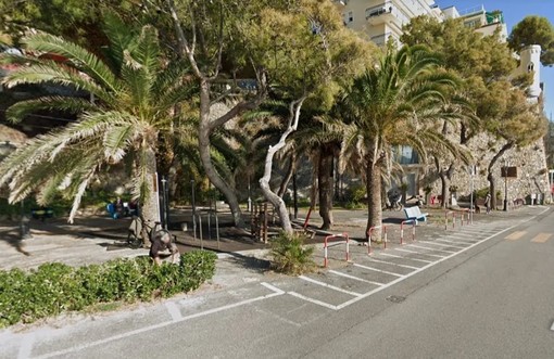 Alassio, sarà riqualificata la passeggiata nei pressi dell'ex Adelasia: focus su verde, pavimentazione, illuminazione e arredo Alassio, sarà riqualificata la passeggiata nei pressi dell'ex Adelasia: focus su verde, pavimentazione, illuminazione e arredo