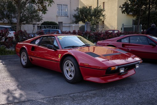 “Raduno Città di Loano” di auto d'epoca, che successo! I fondi devoluti alla Croce Rossa (FOTO)