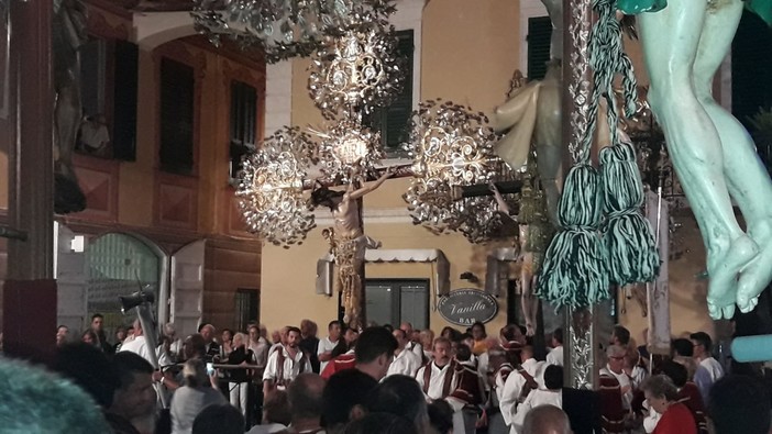 A Loano la processione per la ricorrenza religiosa del Santissimo Nome di Maria