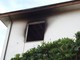 Appartamento in fiamme a Boissano: due feriti trasportati al Santa Corona (FOTO)