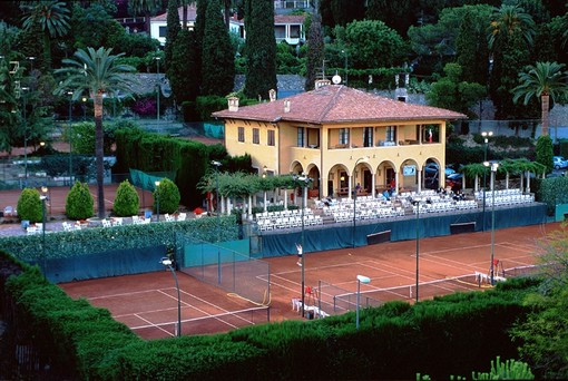 Alassio, la Minoranza (PdL-Lega): "illegittima e a rischio economico per i Consiglieri la variante contro i box del Tennis" Alassio, la Minoranza (PdL-Lega): "illegittima e a rischio economico per i Consiglieri la variante contro i box del Tennis"