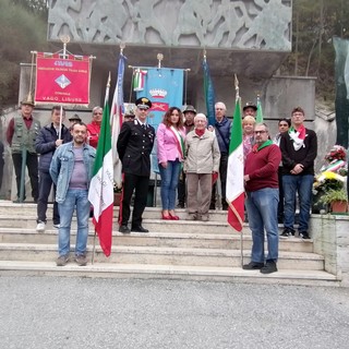 A Vado Ligure la cerimonia in ricordo dei caduti partigiani (FOTO)