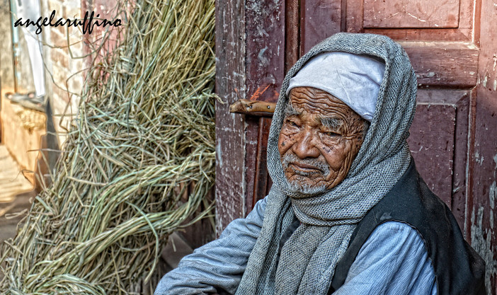 Immagine: Angela Ruffino, Solchi della vita, ritratto, fotografia dal Nepal Immagine: Angela Ruffino, Solchi della vita, ritratto, fotografia dal Nepal