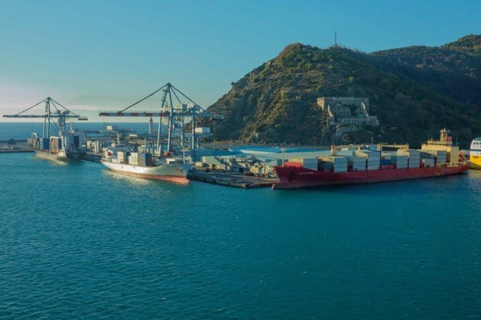 Formazione per “operatori di terminal portuale”: APM Terminals garantisce almeno 20 assunzioni