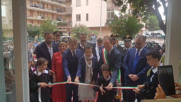 Andora: torna a suonare la campanella della scuola di via Cavour (FOTO e VIDEO)