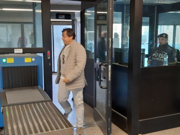 Andrea Nucera arriva in tribunale a Savona per l'interrogatorio di garanzia (FOTO) Andrea Nucera arriva in tribunale a Savona per l'interrogatorio di garanzia (FOTO)