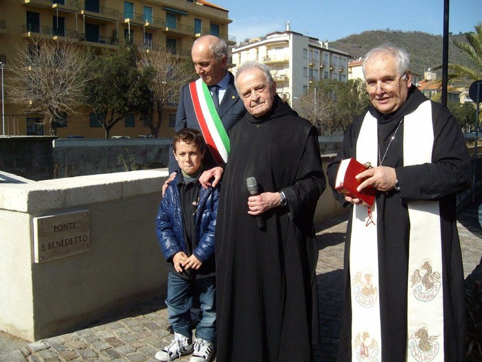 Finale: intitolato a San Benedetto il ponte medioevale