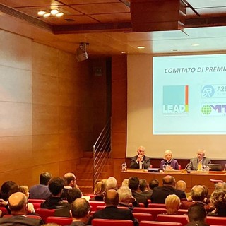 Giovedì 14 novembre si è tenuta a Milano la 1° edizione del “Premio Innovazione Aisom” Giovedì 14 novembre si è tenuta a Milano la 1° edizione del “Premio Innovazione Aisom”