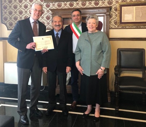 Alassio premia Alan e Gayle Fridkin, da Boston turisti fedeli da trent'anni (FOTO)