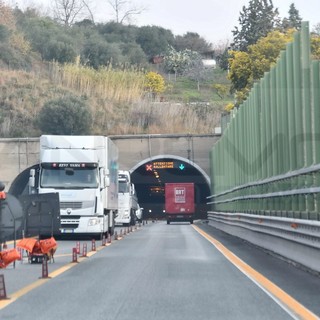 Pannelli fonoassorbenti in autostrada, il Pd tuona: "Inaccettabile rimandare i lavori al 2029"
