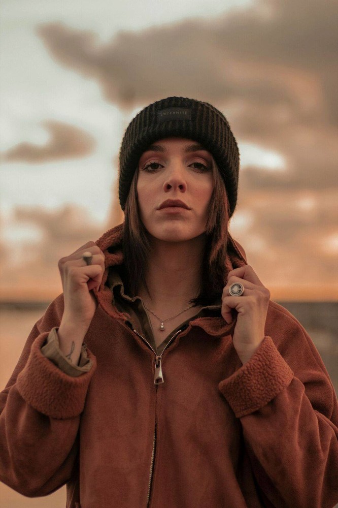 Arianna Manca si racconta nel suo nuovo singolo: "Il mio mondo 'Tuttonero' in realtà racchiude mille colori" (VIDEO) Arianna Manca si racconta nel suo nuovo singolo: "Il mio mondo 'Tuttonero' in realtà racchiude mille colori" (VIDEO)