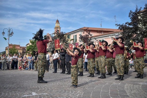 Alcune immagini tratte dalla pagina Facebook "Cambiamo Cairo"