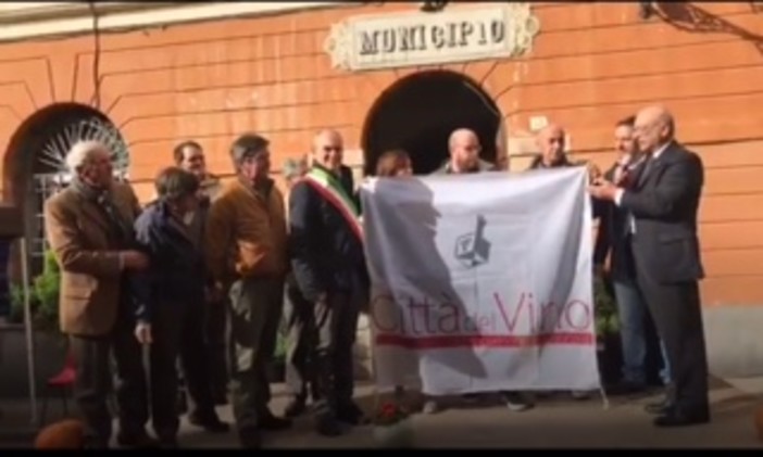 Ciangherotti (FI): "Albenga città del vino... questa sconosciuta" Ciangherotti (FI): "Albenga città del vino... questa sconosciuta"