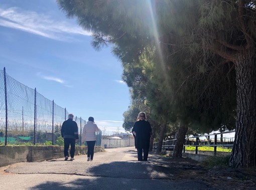 Albenga, Perrone (FI) incontra i residenti di via Gramsci: "Area con molte criticità, serve intervento"