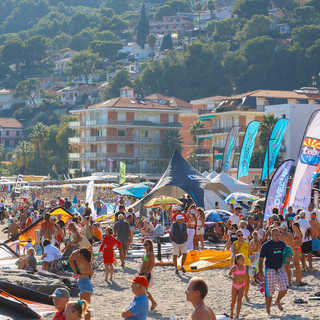Andora, estate 2024 ok. Ad ottobre il via alla posa della pavimentazione colorata della pista ciclabile Andora, estate 2024 ok. Ad ottobre il via alla posa della pavimentazione colorata della pista ciclabile