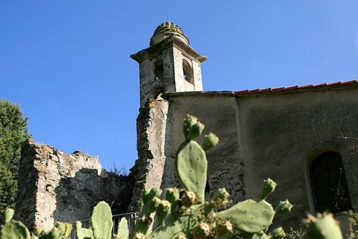 Ellera, la chiesa Santa Maria Maddalena rinasce con il restauro finanziato dal Pnrr Ellera, la chiesa Santa Maria Maddalena rinasce con il restauro finanziato dal Pnrr