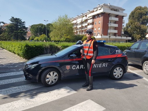 Albenga, pattuglione dei carabinieri per contrastare la microcriminalità