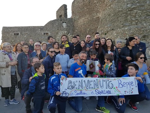 Beppe Squillace e la sua impresa: 1400 km da Pietra Ligure alla Calabria
