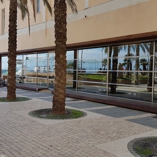 Poesie a tema natalizio per la rassegna "Libri sotto l'albero" di Loano