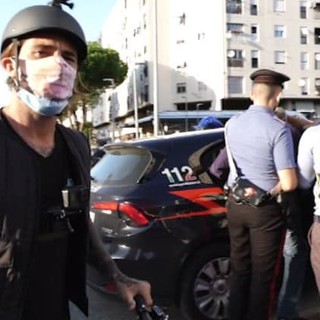 Vittorio Brumotti aggredito a Roma: "Ti faccio ingoiare la telecamera"