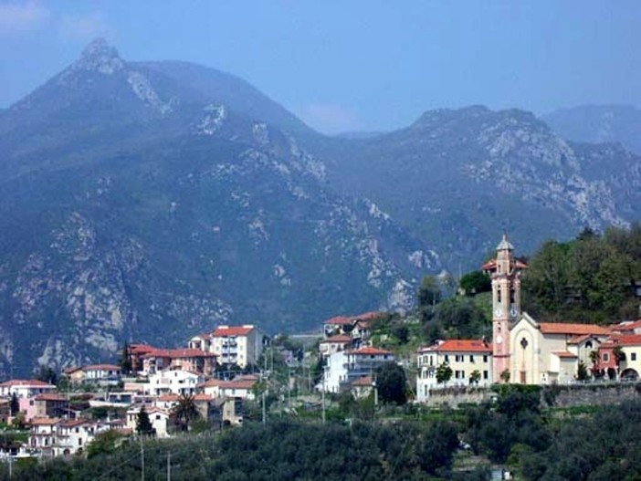 Bardino Nuovo: rottura di un tubo dell'acquedotto, disagi in zona Madonna della Neve