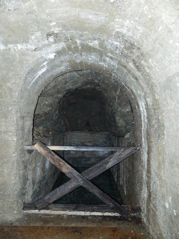 Le foto della base del Melogno Le foto della base del Melogno