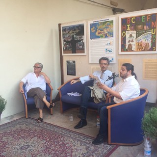 Grande partecipazione di pubblico a Finale per la presentazione di "Uno Sprar in Liguria" (FOTOgallery)