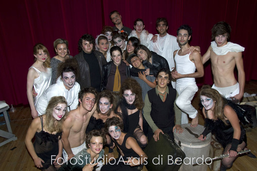 Loano: venerdì il "Barone Rampante" porta in scena “A midsummer night’s dream”