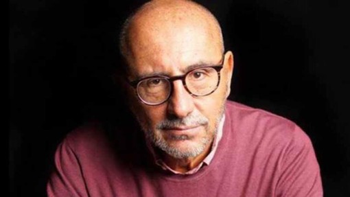 "Libri sotto l'albero" a Loano, in biblioteca la presentazione di "Nel tempo sbagliato" di Bruno Morchio