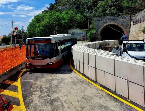 Finale, ultimi ritocchi al bypass: la riapertura dell'Aurelia tra domenica e lunedì