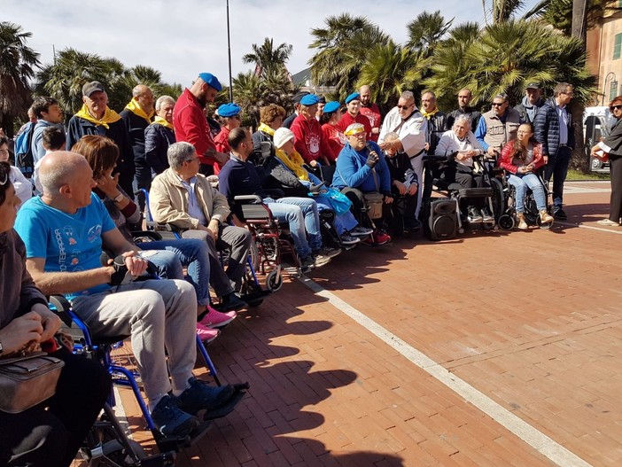 Max Biovi lancia la sua sfida/appello a tutti gli albenganesi: "Passate una giornata in carrozzina con me"