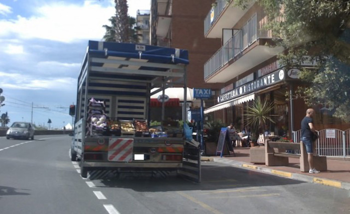 Borghetto Santo Spirito, Canepa: "Più sinergie tra comuni contro l'abusivismo commerciale"