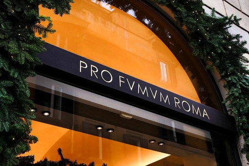 La crescita che conta di più: perché il numero di clienti di Profumum Roma cresce più in fretta del prezzo medio La crescita che conta di più: perché il numero di clienti di Profumum Roma cresce più in fretta del prezzo medio