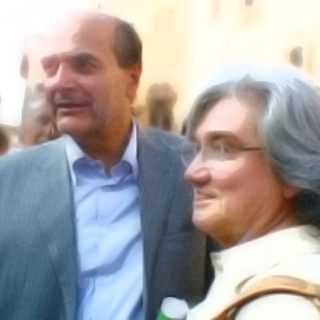 PD alla frutta: "Nasce ERO - DEM" Un verbo al passato o qualcosa con patetiche pretese piccanti?