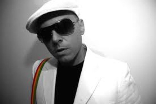Il cantante Brusco Il cantante Brusco