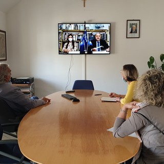 Pietra Ligure si conferma Bandiera Blu anche nel 2020, De Vincenzi e Vaianella: "Un simbolo di rinascita e di speranza per il futuro" Pietra Ligure si conferma Bandiera Blu anche nel 2020, De Vincenzi e Vaianella: "Un simbolo di rinascita e di speranza per il futuro"