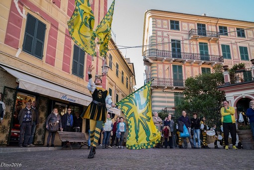 Celle Ligure si prepara per la XXIII edizione di Borgo in Festa Celle Ligure si prepara per la XXIII edizione di Borgo in Festa
