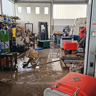 Un imprenditore cairese: "Le nostre macchine a controllo numerico sono finite sott’acqua. La conta dei danni è ingente"