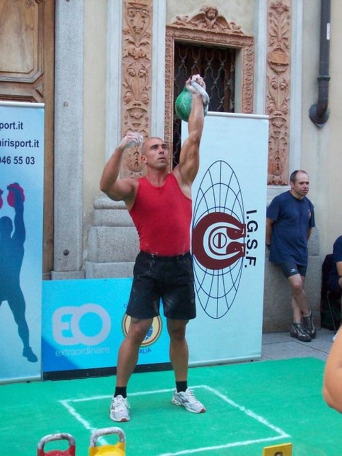 Christian Borghello, atleta della Onlykettlebell di Finale Ligure Christian Borghello, atleta della Onlykettlebell di Finale Ligure