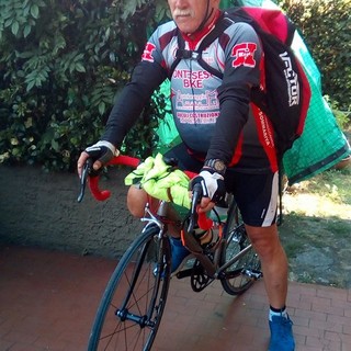 Barbanotti e la sua "pedalata longa" per i diritti umani passano da Savona