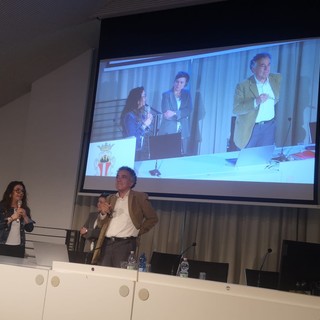 Savona, l’Istituto Boselli Alberti Mazzini Da Vinci incontra l’economista ed ex ministro Fabrizio Barca Savona, l’Istituto Boselli Alberti Mazzini Da Vinci incontra l’economista ed ex ministro Fabrizio Barca