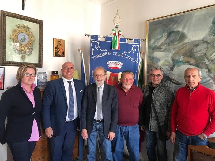 Progetto over 60, l'assessore Berrino ha incontrato i lavoratori di Noli e Celle Ligure Progetto over 60, l'assessore Berrino ha incontrato i lavoratori di Noli e Celle Ligure