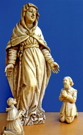 La statua dello scultore Antonio Brilla La statua dello scultore Antonio Brilla