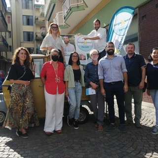 Primo giorno di scuola anche a Borgio Verezzi, la minoranza: "Le preoccupazioni sul cantiere fermo da mesi non turbino il clima di serenità"