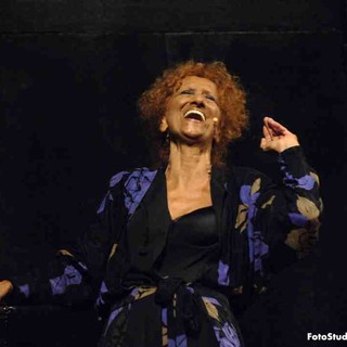 Va a “Brava!”, con Anna Mazzamauro, il premio della Camera di Commercio di Savona