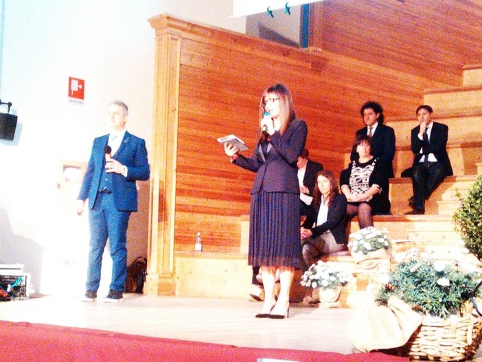 Nella foto di repertorio: Barbara Raso durante il convegno BNI a Finalborgo Nella foto di repertorio: Barbara Raso durante il convegno BNI a Finalborgo